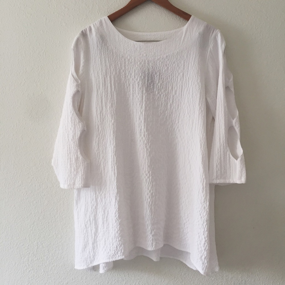 White cold shoulder blouse
